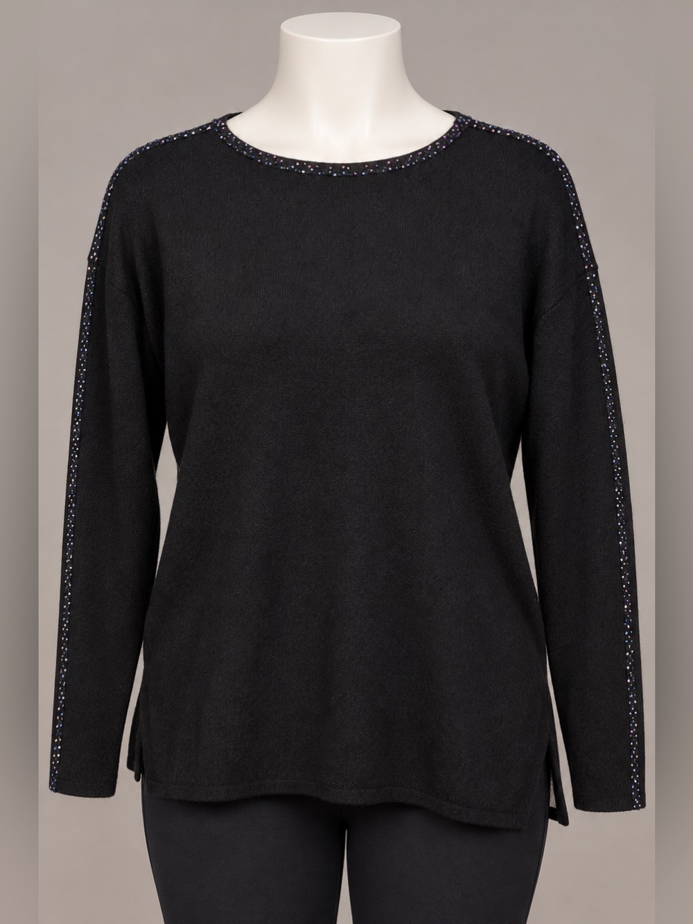 Alexander Julian Vintage 100% Cashmere Beaded Black Sweater M
